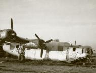 Asisbiz 42 50759 B 24J Liberator 8AF 448BG715BS IOT Shady Lady RAF Station Lissett Yorkshire England 16th Nov 1944 01