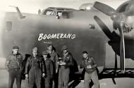 Asisbiz 41 29219 B 24H Liberator 15AF 451BG725BS 30 Boomerang with crew 01