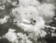 Asisbiz 42 95379 B 24H Liberator 15AF 451BG725BS 35 Extra Joker being shot down by a Fw 190A over Austria 4th Sep 1944 05