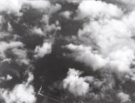 Asisbiz 42 95379 B 24H Liberator 15AF 451BG725BS 35 Extra Joker being shot down by a Fw 190A over Austria 4th Sep 1944 08