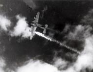 Asisbiz 42 95379 B 24H Liberator 15AF 451BG725BS 35 Extra Joker being shot down by a Fw 190A over Austria 4th Sep 1944 13