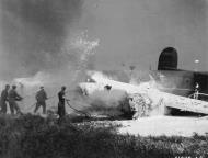 Asisbiz 41 28645 B 24H Liberator 8AF 453BG733BS F8U Goldern Gaboon landed damaged England 12th Jun 1944 01