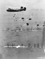 Asisbiz Consolidated B 24 Liberator 8AF 453BG735BS H6L dropping supplies Rhine River 24th March 1945 02