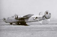 Asisbiz 42 78435 B 24M Liberator 15AF 456BG741BS 32 Buzz Job landing damaged in Stornara Airfield Italy 1944 01