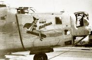 Asisbiz 44 41122 B 24J Liberator 15AF 465BG781BS C Hot Matilda nose art right side Italy 1944 01