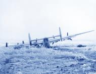 Asisbiz 44 41142 B 24J Liberator 15AF 465BG780BS landed during fog damaged at Poltava Russia 4th Jan 1945 NA379