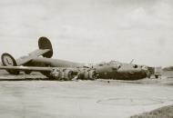 Asisbiz 42 52566 B 24H Liberator 8AF 466BG786BS U8P Shack Rat crashlanding Attlebridge 19th April 1944 01