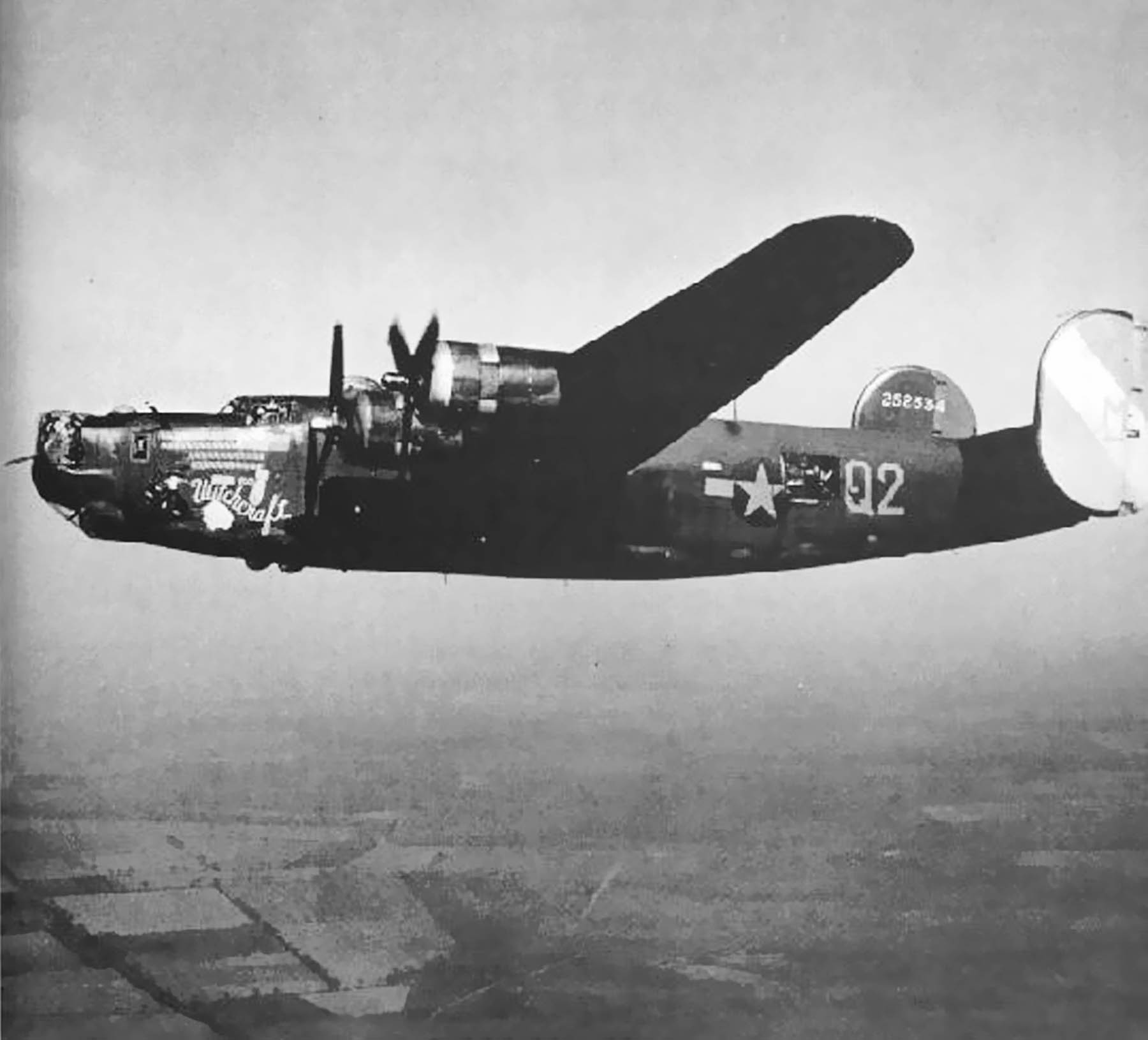 Asisbiz 42 52534 B-24H Liberator 8AF 467BG790BS Q2M Witchcraft in ...