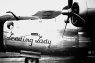 Asisbiz 42 95094 B 24H Liberator 8AF 467BG790BS Q2H Leading Lady nose art left side England 01