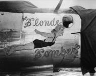 Asisbiz 42 95201 B 24H Liberator 8AF 467BG790BS Q2E Blonde Bomber nose art right side FRE8454