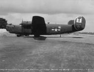 Asisbiz 42 94798 B 24H Liberator 8AF 490BG851BS S3D Miss Minookie battle damaged at Ashford airfield 30th June 1944 FRE8572