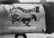 Asisbiz 44 40712 B 24J Liberator 7AF 494BG864BS 712 Plunderbus nose art right side 01