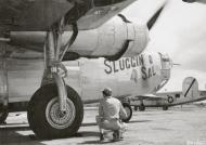 Asisbiz 44 40730 B 24J Liberator 7AF 494BG865BS 730 foreground Hawaii Oct 1944 01