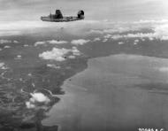 Asisbiz 44 40759 B 24J Liberator 7AF 494BG867BS 759 Shack Bunnyin 749 over Cebu Philippines 4th Apr 1945 NA1162