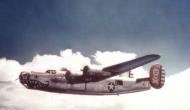 Asisbiz 44 40728 B 24J Liberator 5AF 90BG320BS Jolly Rogers 1945