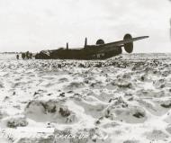 Asisbiz 41 28668 B 24H Liberator 8AF 93BG329BS REL Calais Clipper crash landing on Iceland on 20th March 1944 01