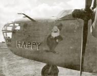 Asisbiz 42 40256 B 24D Liberator 9AF 98BG343BS Q Happy nose art left side North Africa 12th Jun 1943 01