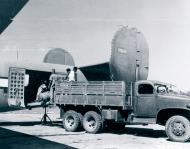 Asisbiz 41 11641 C 87 Liberator Express 14AF being unloaded at Kunming China 1943 NA588