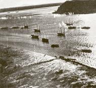 Asisbiz B 24 Liberators attack Japanese shipping at low level Mergui Harbor Malay Peninsula 23rd Jan 1944 02