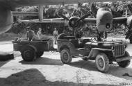 Asisbiz B 25G Mitchell 7AF 41BG820BS Lil Lynn at Mullinnix airfield Tarawa Gilbert Islds 12th Jan 1944 01