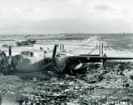 Asisbiz B 25G Mitchell damaged by a landing aircraft at Alexai Point Attu Aleutian Islands 13th Nov 1943 NA456