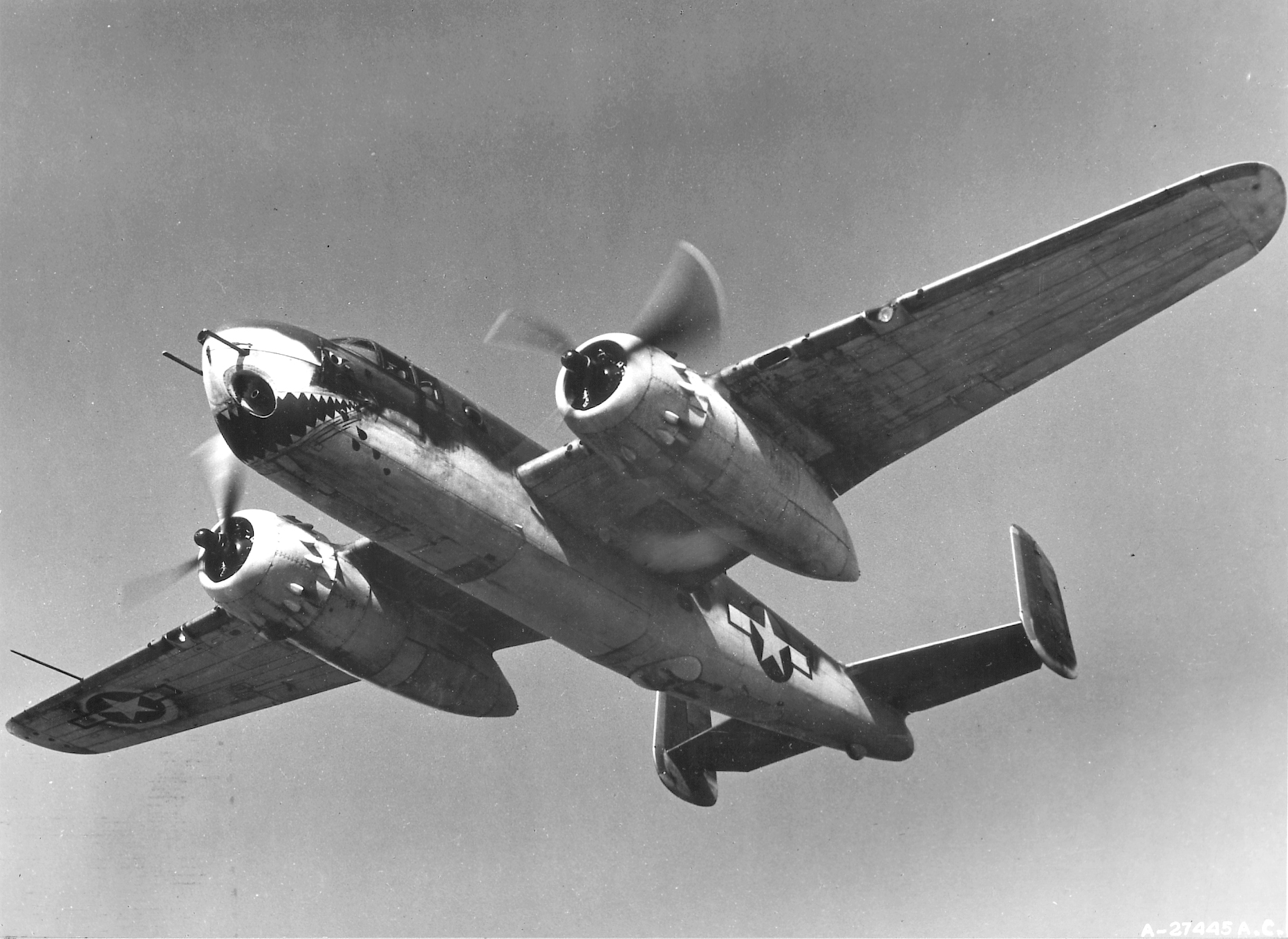 Бомбардировщик 1945. Самолет b - 25g Mitchell. North American b-25 Mitchell. Б 25 Митчелл бомбардировщик. В-25 Митчелл бомбардировщик экипаж самолета.