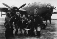 Asisbiz B 25 Mitchell 362BAP 18 group picture 1945 01