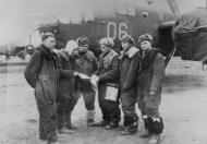 Asisbiz B 25D Mitchell 13GAP then 229GBAP 14GBAP 06 with crew in Novodugino Russia 1944 01