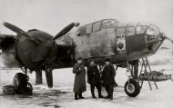 Asisbiz B 25D Mitchell 13GAP then 229GBAP 14GBAP with crew in Novodugino Russia winter 1944 01