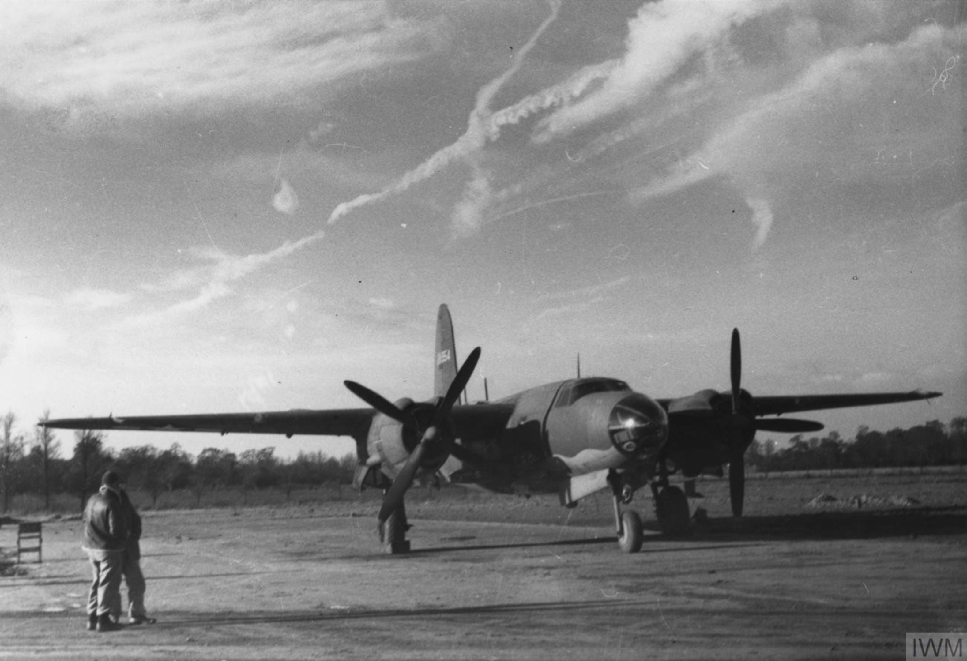 Asisbiz USAAF B-26 Marauder 9AF 322BG FRE4515