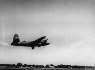 Asisbiz 41-34953 B-26C Marauder 8AF 323BG455BS YUS taking off England 18 Aug 1943 01