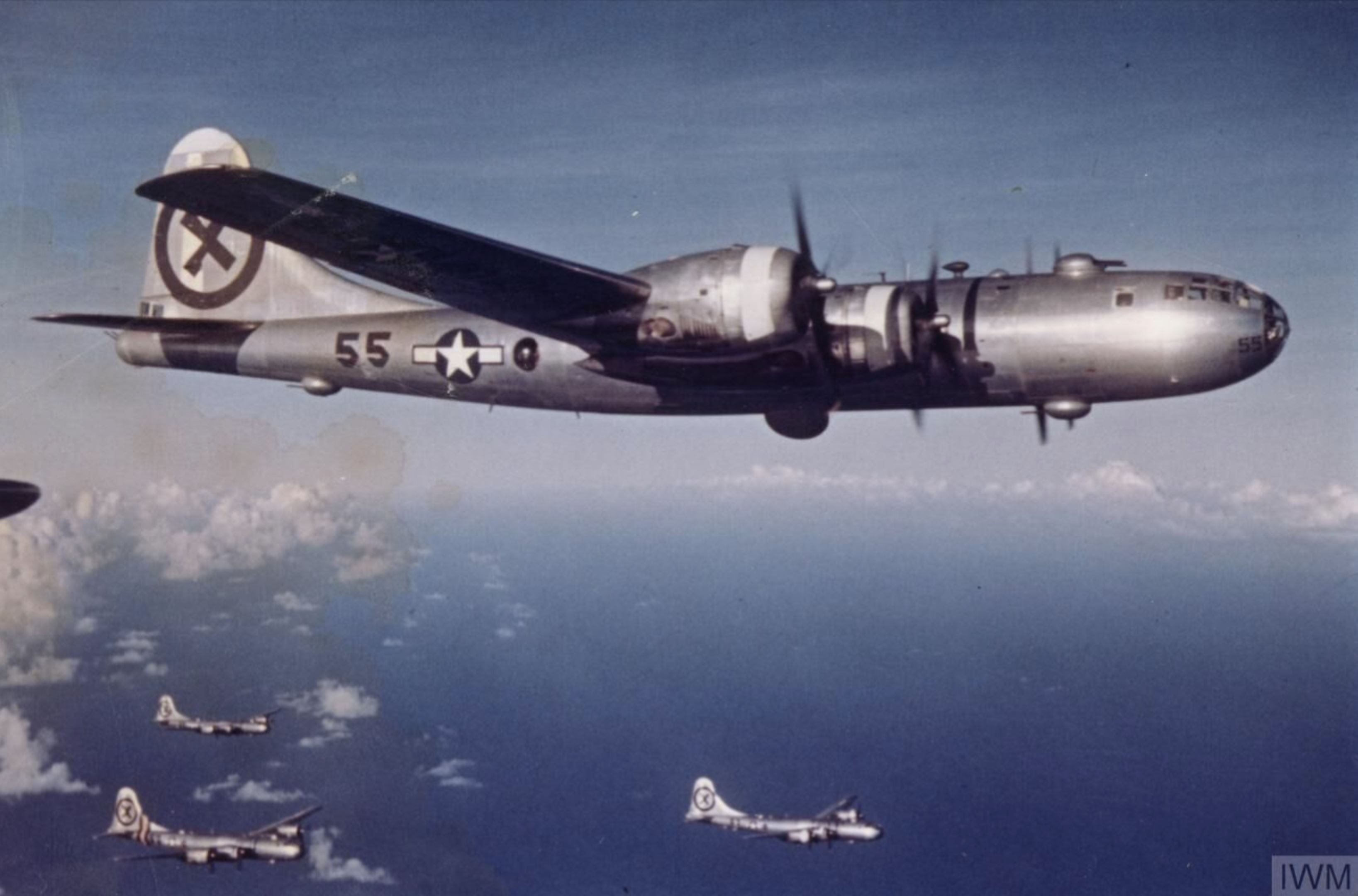 Asisbiz Boeing B-29 Superfortress 20AF 9BG 55 In Formation FRE11984