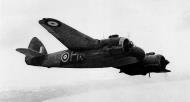 Asisbiz Beaufighter IF RAF 252Sqn PNB R2198 Chivenor Dec 1940 IWM CH2740