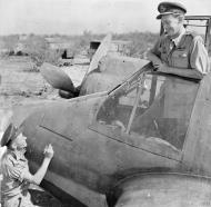 Asisbiz Beaufighter VIF RAF 600Sqn Wing Commander CP Paddy Green at Cassibile Sicily 1942 IWM CNA1182