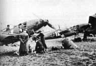 Asisbiz Messerschmitt Bf 109D1 10.JG132 White 12 Karlsbad Germany Oct 1938 01