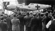 Asisbiz Messerschmitt Bf 109E3 4.JG26 White 4 Horst Perez WNr 1190 being put on display 1940 05