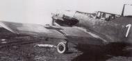 Asisbiz Messerschmitt Bf 109E7Trop 1.JG27 White 1 Wolfgang Redlich taxing Libya 1941 01