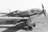 Asisbiz Messerschmitt Bf 109E7Trop 1.JG27 White 10 Hans Sippel in transit Sicily to North Africa 1941 02