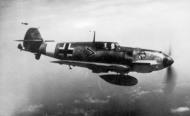 Asisbiz Messerschmitt Bf 109E7Trop Stab I.JG27 ferry flight Sicily to North Africa 1941 03