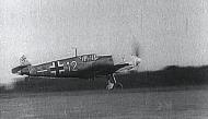 Asisbiz Messerschmitt Bf 109E4 4.JG27 White 12 Bar taking off from France Battle of Britain 1940 22