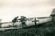 Asisbiz Messerschmitt Bf 109E1 1.JG51 White 14 force landed France Sep 1940 ebay 01