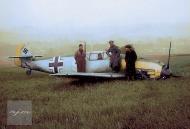 Asisbiz Messerschmitt Bf 109E1 1.JG51 White 9 force landed France 1940 01