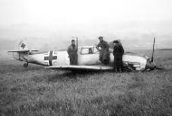 Asisbiz Messerschmitt Bf 109E1 1.JG51 White 9 force landed France 1940 02