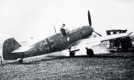 Asisbiz Messerschmitt Bf 109E1 6.JG51 Yellow 8 France 1940 01