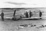 Asisbiz Messerschmitt Bf 109E3 4.JG51 White 4 Johann Bohm WNr 1162 force landed Kent 7th Aug 1940 02