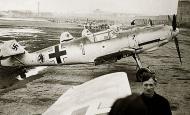 Asisbiz Messerschmitt Bf 109E3 6.JG51 Yellow 1 Josef Priller WNr 5057 France 1940 01