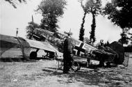 Asisbiz Messerschmitt Bf 109E3 6.JG51 Yellow 3 Arthur Haase WNr 8508 Cologne Aug 1941 02