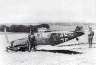 Asisbiz Messerschmitt Bf 109E4 6.JG51 Yellow 10 Fritz Beeck WNr 5587 shot down London 24th Aug 1940 02