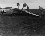 Asisbiz Messerschmitt Bf 109E3 9.JG51 Yellow 13 landing mishap France 1940 ebay 01