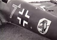 Asisbiz Aircraft emblem of 5.JG51 Red 7 01